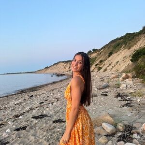 Meet your Posher, Brooke